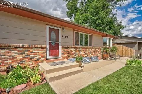 2405 Ember Dr, Colorado Springs, CO 80910