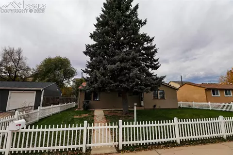 1206 Hartford St, Colorado Springs, CO 80906