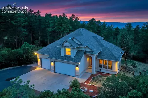 1851 Gore Dr, Larkspur, CO 80118
