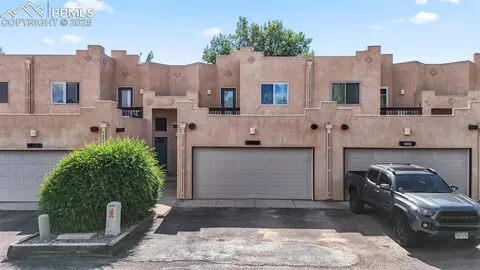 4109 Sunny Vista Hts, Colorado Springs, CO 80918
