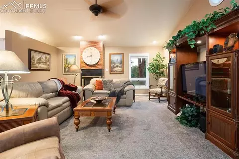 7633 Gartner Rd, Evergreen, CO 80439 photo 3