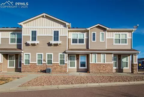 2510 Shannara Grv, Colorado Springs, CO 80951
