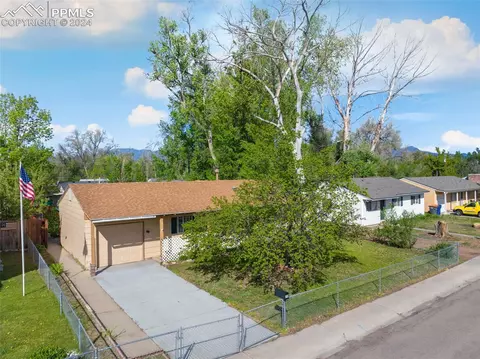 70 Hayes Dr, Colorado Springs, CO 80911