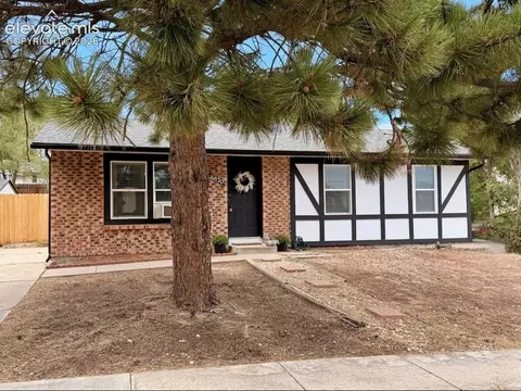 6830 Chippewa Rd, Colorado Springs, CO 80915