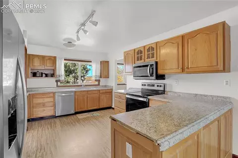 8155 Log Rd, Peyton, CO 80831 photo 7