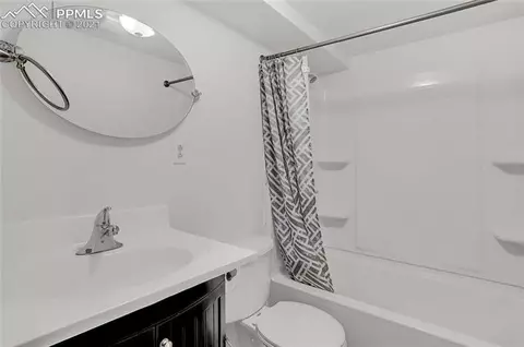 8155 Log Rd, Peyton, CO 80831 photo 23