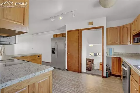 8155 Log Rd, Peyton, CO 80831 photo 9