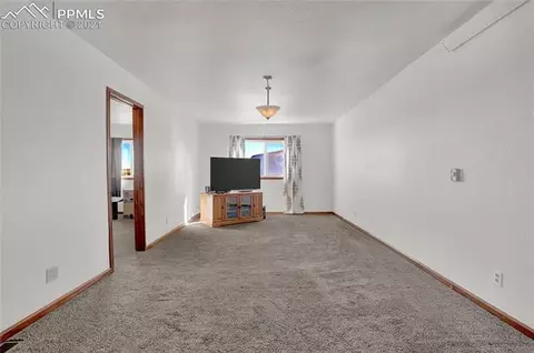 8155 Log Rd, Peyton, CO 80831 photo 14