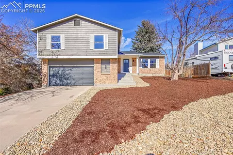 2524 Legend Ter, Colorado Springs, CO 80920