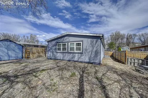 810 Desert Cir, Fountain, CO 80817