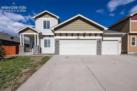 8825 Canary Cir, Colorado Springs, CO 80908