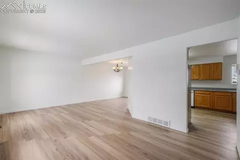 836 Foxwood Dr, Colorado Springs, CO 80911