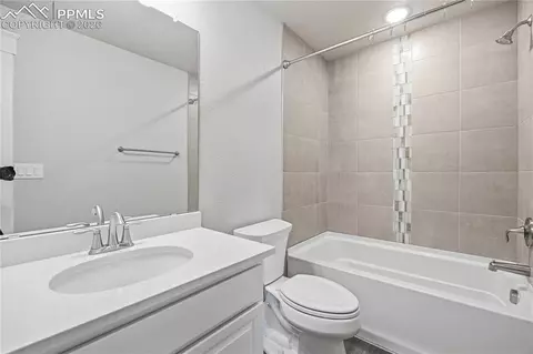 Bath - 15637 Native Willow Dr, Monument, CO 80132 photo 4 of 4