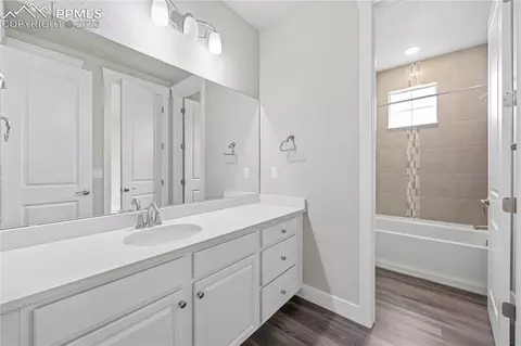 Bath - 15637 Native Willow Dr, Monument, CO 80132 photo 3 of 4
