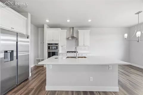 Kitchen - 15637 Native Willow Dr, Monument, CO 80132 photo 2 of 4