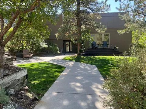 5826 Spurwood Ct, Colorado Springs, CO 80918