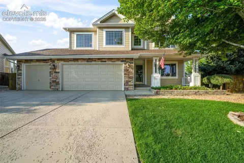 460 High Plains St, Castle Rock, CO 80104