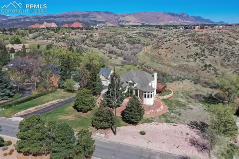 1040 Broadview Pl, Colorado Springs, CO 80904