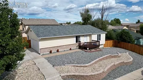 700 Rye Ridge Rd, Fountain, CO 80817