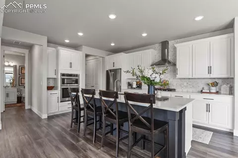 Kitchen - 15706 Native Willow Dr, Monument, CO 80132 photo 3 of 6