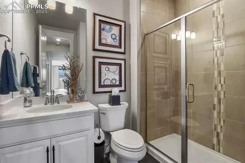 Bath - 15706 Native Willow Dr, Monument, CO 80132 photo 1 of 5