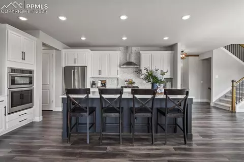 Kitchen - 15706 Native Willow Dr, Monument, CO 80132 photo 4 of 6