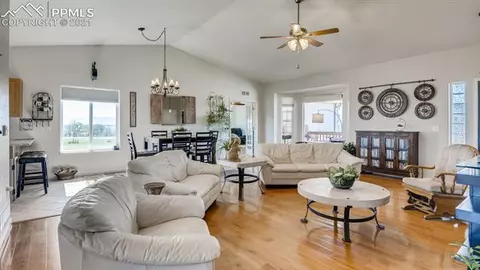11305 Eggar Dr, Peyton, CO 80831 photo 5