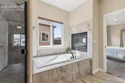 Bath - 12772 Mt Oxford Pl, Peyton, CO 80831 photo 2 of 4
