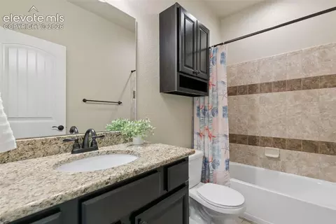 Bath - 12772 Mt Oxford Pl, Peyton, CO 80831 photo 1 of 4