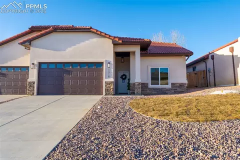 1318 Tierra Berienda Na Na, Pueblo, CO 81008