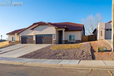 1318 Tierra Berienda Na Na, Pueblo, CO 81008