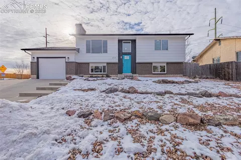 2713 King St, Colorado Springs, CO 80904