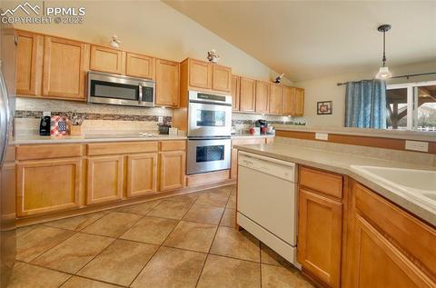 7724 Mclaughlin Rd, Peyton, CO 80831 photo 2