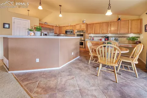 7724 Mclaughlin Rd, Peyton, CO 80831 photo 10