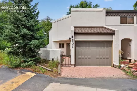 102 Creekside Ln, Colorado Springs, CO 80906