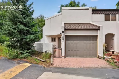 102 Creekside Ln, Colorado Springs, CO 80906