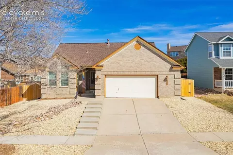 2830 Helmsdale Dr, Colorado Springs, CO 80920