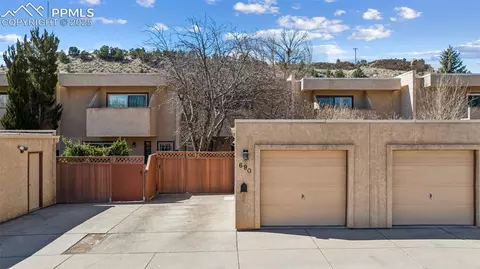690 Echo Ln, Colorado Springs, CO 80904
