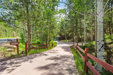 1091 Paradise Valley Dr, Woodland Park, CO 80863
