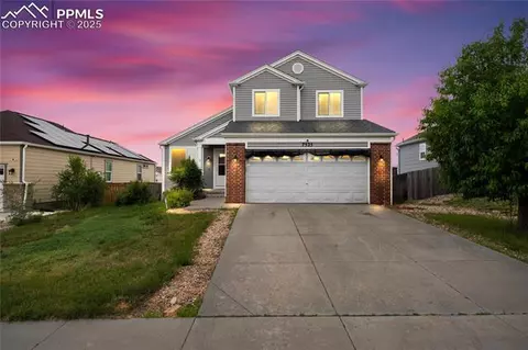7525 Dobbs Dr, Fountain, CO 80817