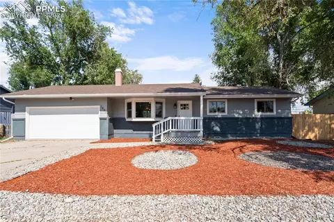 1007 Fosdick Dr, Colorado Springs, CO 80909