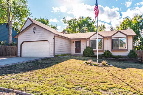 6696 Flintridge Dr, Colorado Springs, CO 80918