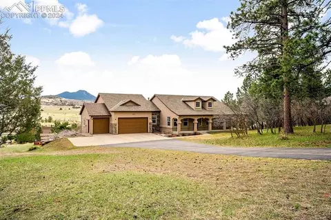 4077 Cheyenne Dr, Larkspur, CO 80118