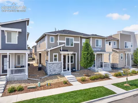 5332 Spalding Pl, Longmont, CO 80504