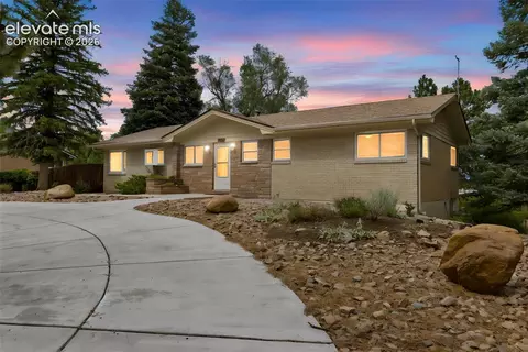 1302 Parkview Blvd, Colorado Springs, CO 80905