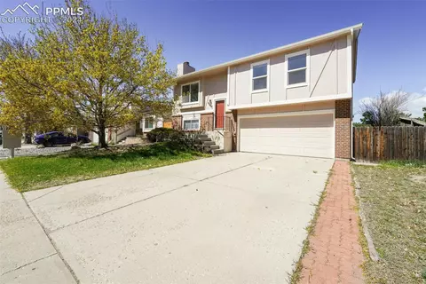 8160 Freemantle Dr, Colorado Springs, CO 80920