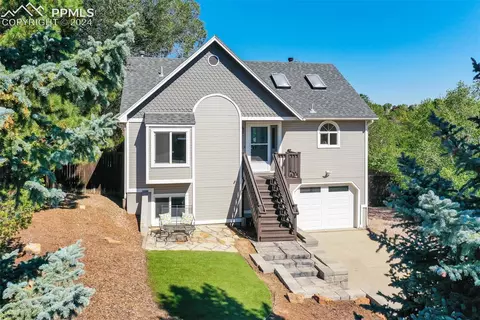 2428 W Bijou St, Colorado Springs, CO 80904