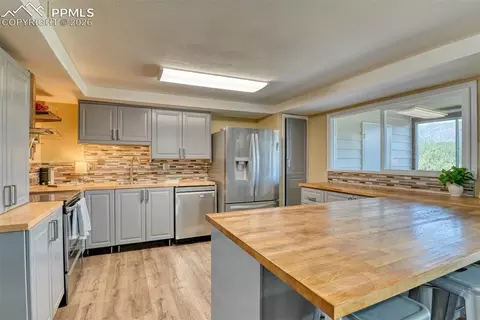 Kitchen - 379 Raspberry Ln, Monument, CO 80132 photo 1 of 4