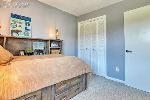 Bedroom - 379 Raspberry Ln, Monument, CO 80132 photo 8 of 10
