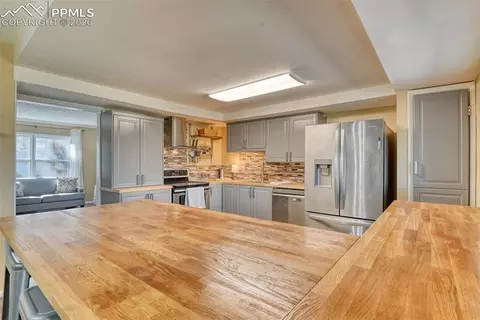 Kitchen - 379 Raspberry Ln, Monument, CO 80132 photo 4 of 4